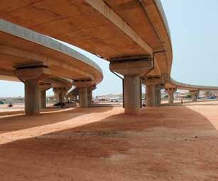 With a simple cross-sectional profile and a lane in each direction, the project covers a 75 km total extension, and includes the construction of one final intersection at the entrance to Techiman,