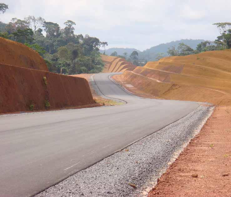 MSF began in 2006 activities in the Republic of Equatorial Guinea, with the construction of the road connecting the towns of Evinayong, Acurenam and Medunu, in the South Central Province, Continental