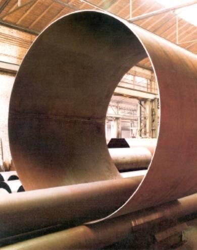 TUBAGENS / AÇO (STEEL) Aço \ Tubagens Características: As tubagens de aço podem ser dimensionadas com várias espessuras e são normalmente utilizadas para trechos com elevadas pressões e em trechos em