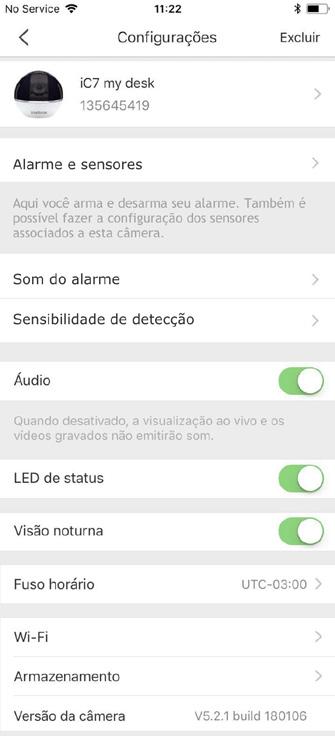 Utilizando o aplicativo: 1 Abra a Home do aplicativo e entre nas configurações da câmera. 2 Clique em Alarmes e sensores.