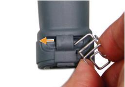 2.2.2 Instalando o clipe do cabo O clipe do cabo é usado para segurar o cabo de