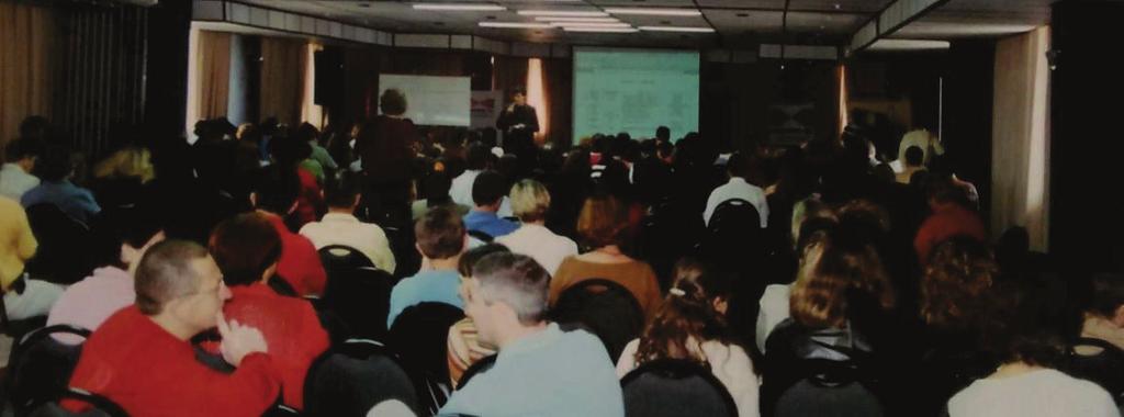 14 75 A última reunião do ano de 2001 aconteceu em Camboriú, em 7 de dezembro, quando Liseu Mazzioni apresentou o resumo de sua participação, em Brasília, na Comissão do Plano Nacional de Educação.