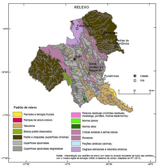 com maior nível a suscetibilidade a movimentos gravitacionais de massa (marrom escuro no mapa de movimentos gravitacionais e cinza escuro no mapa de declividade). 2.