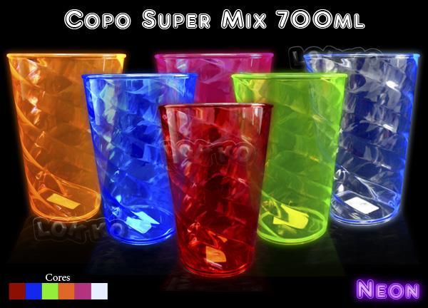 COPO SUPERMIX 700ml Caixa Fechada com 72 peças por cor R$ 115,20 Preta sólida branca sólida fumê azul neon verde neon cristal
