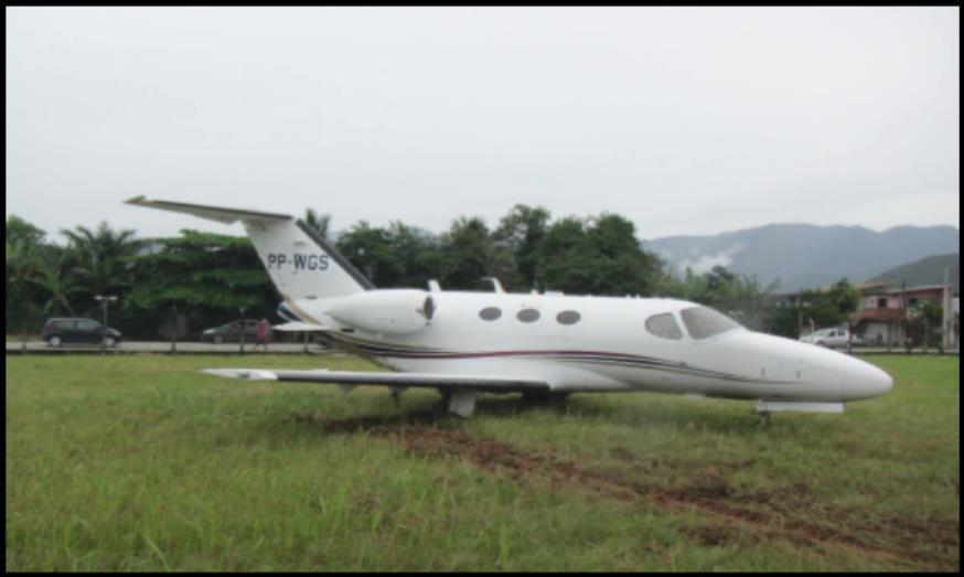 1.1. Histórico do voo A aeronave decolou do Aeródromo de Jundiaí, SP (SBJD), com destino ao Aeródromo de Ubatuba, SP (SDUB), às 16h45min (UTC), a fim de realizar de um voo de transporte privado, sob