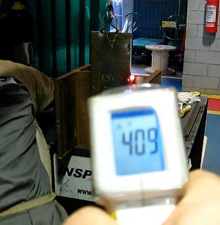 Temperaturas registradas durante a experiência realizada no CENTRO DE SOLDAGEM INSPE///BRAS para simular as piores condições de soldagem em campo de juntas empregadas em estaqueamento profundo.