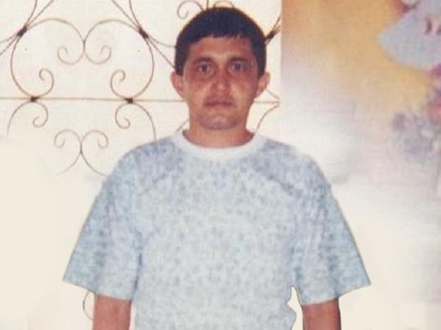 8 Em 2006 cearense Damião Ximenes morreu espancado em hospital psiquiátrico em Sobral, no