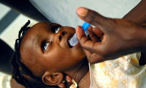 desidratação e morte em poucos dias em 60% dos casos; Crianças são as principais vítimas; Toxina da cólera: