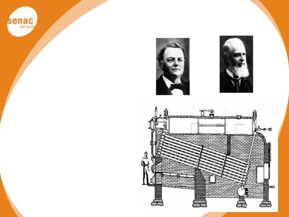 Stephen Wilcox, em 1856, projetou um gerador de vapor com tubos inclinados, e da