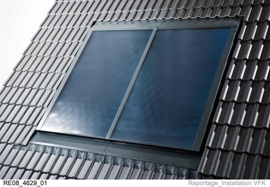 Energia solar Estrutura suporte para integração em telhado Ligação em fila Estrutura para integração em telhado, fabricada de Alumínio com alta resistência à corrosão e peso reduzido.