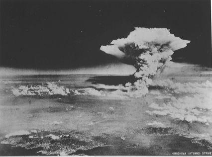 japonesas: Hiroshima & Nagasaki.