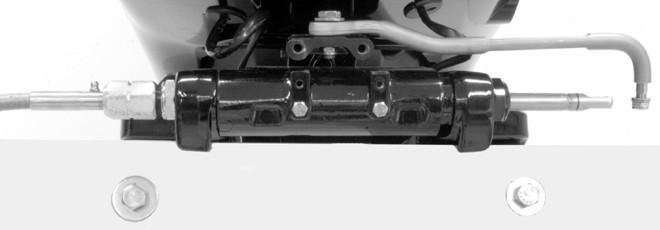 INSTALAÇÃO DO MOTOR DE POPA 3. Aperte porc de cordo com o torque especificdo. 47708 Descrição Nm lb-pol.