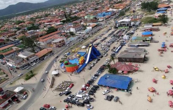 25 A arena de Shows do Boqueirão Norte, encontra-se ao lado do Salva-Vidas e paralela com a praia, lá ocorrem vários eventos em diversos finais de