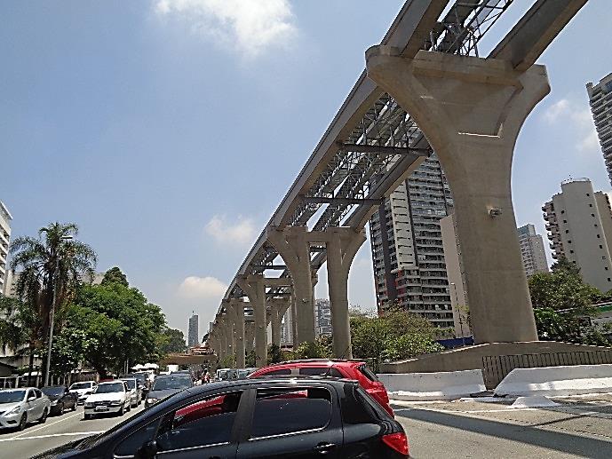 Trecho de via Estação Jardim