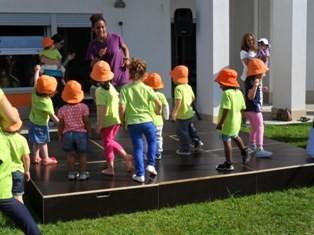 As crianças tiveram também oportunidade de fazer uma visita ao Pólo de Leitura da Quinta do Conde, à Biblioteca Municipal de Sesimbra, ao Oceanário, participaram na elaboração do