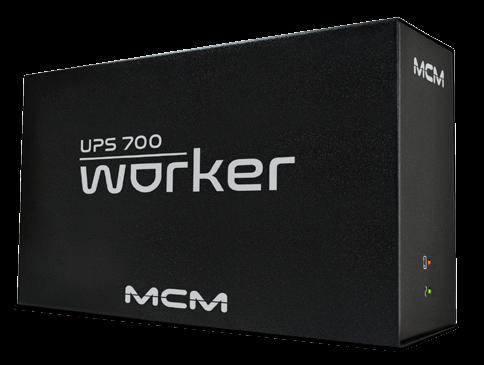 NOBREAKS Nobreak UPS700 Worker Equipamentos com display gráfico que demostram dados de tensão, frequência, percentual de carga da bateria e percentual de potência consumida do nobreak - Linha Ultra.