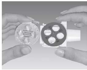 Você pode manter o Rotadisk no Diskhaler entre as tomadas de dose, mas não perfure nenhuma das bolhas até que chegue o momento de inalar a dose.