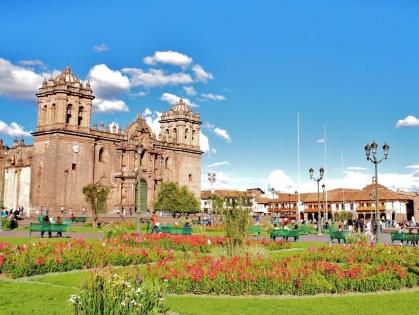 Depois, teremos o passeio da Huaca Pucllana, centro cerimonial da cultura Lima.