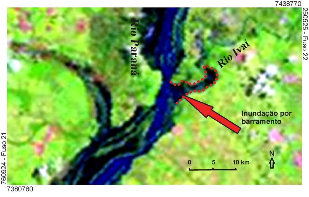 Figura 6: Inundação na zona de confluência do rio Ivaí com o rio Paraná, ocasionada pelo barramento das águas do Ivaí pelo rio Paraná. Fonte: Recorte de imagem de satélite Landsat 5, TM 224/076.