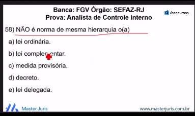 que pode ser um decreto regulamentar (norma infralegal) e decreto autônomo.