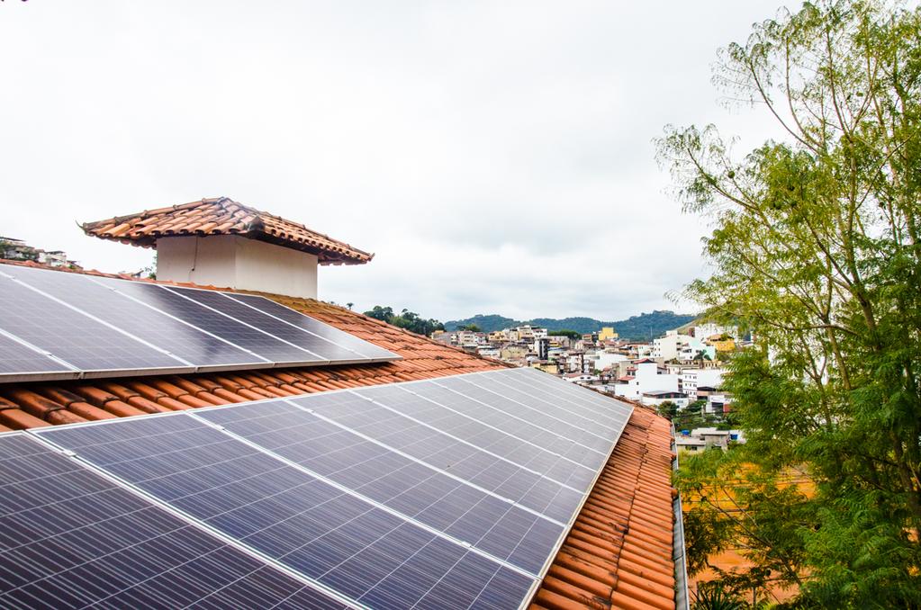 Energia solar em Juiz de Fora Quando observamos o número de sistemas fotovoltaicos na cidade, ele ainda é tímido tendo em vista o porte da cidade.