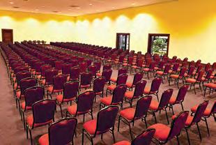 3 Salas de conferências com capacidade até 120 pessoas Centro convenções
