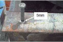3 Caracterização dos Ensaios Experimentais 168 (a) Execução da solda (b) 1 conjunto - 5mm (c) 2 conjunto - 8mm (d) 3 conjunto - 10mm Figura 3.74 Detalhes de posicionamento dos conectores. A Figura 3.