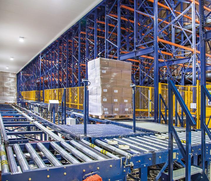Benefícios para a Bem Brasil - Máxima capacidade de armazenamento: o centro da Bem Brasil pode armazenar mais de 33.000 paletes de 1.000 x 1.200 mm com um peso máximo de 1.120 kg cada um.