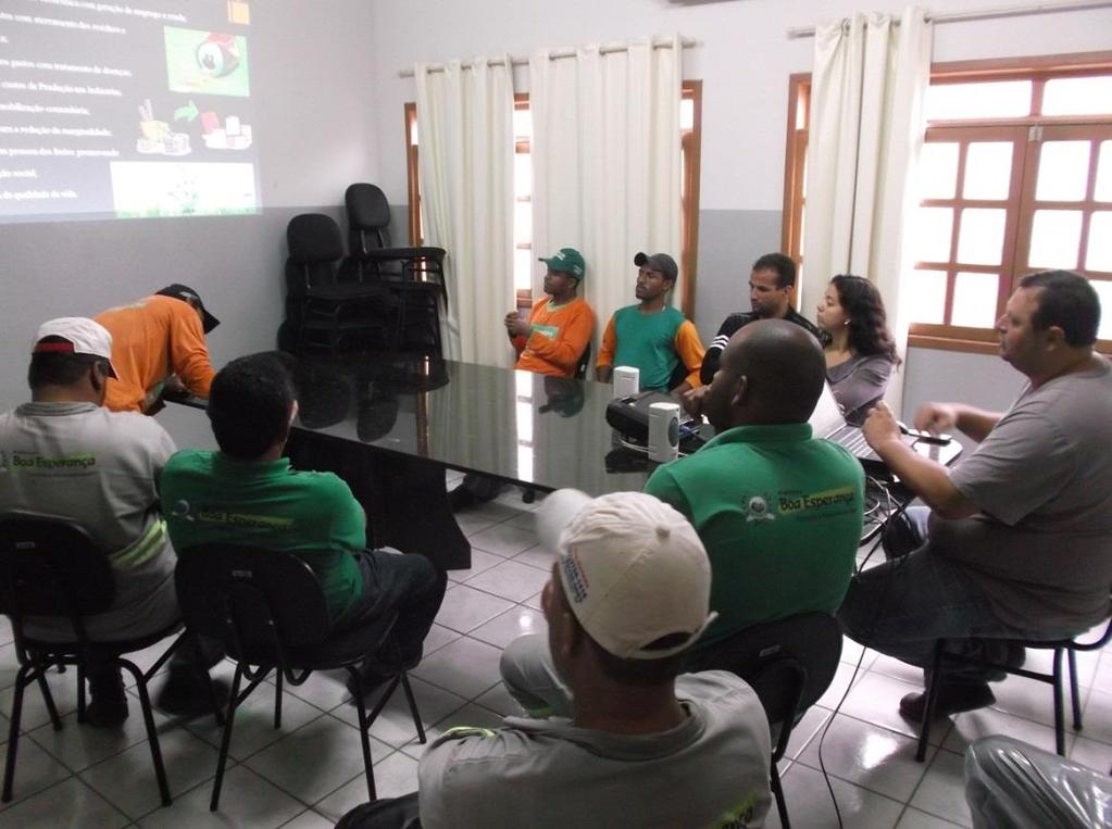 Sólidos Foto 5: Momento de debates, Informações e