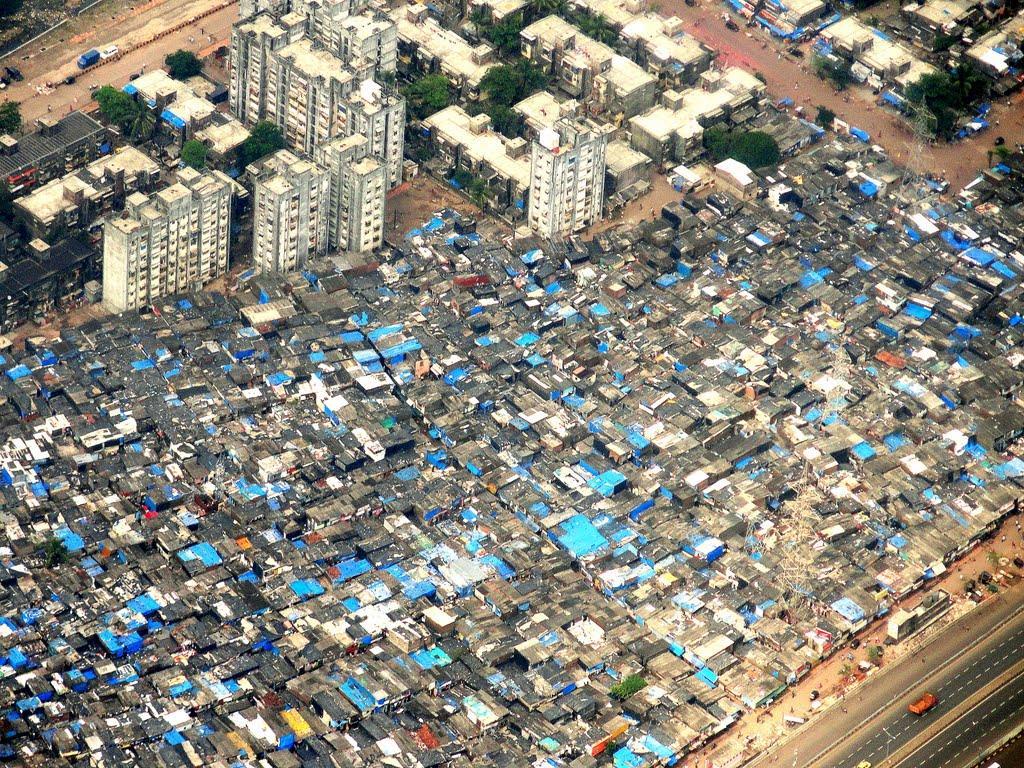 Área avaliada pelo mercado imobiliário em 2 bilhões de dólares Foto da favela