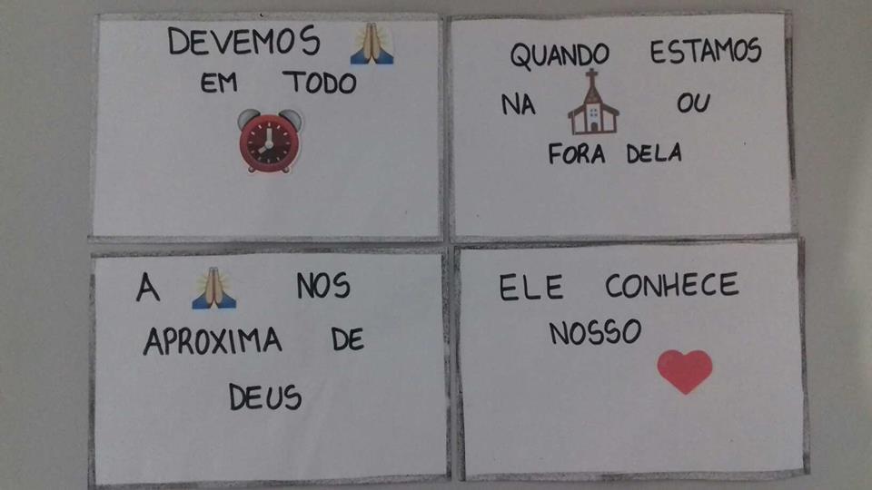 desenhado para que eles recortem em uma folha mais grossa que A4), em seguida converse com eles sobre características de Jesus: