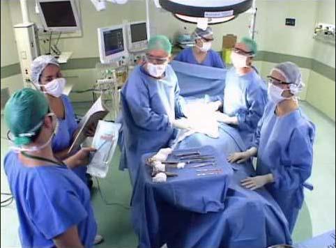 Cirurgia Segura Cinco Dados sobre Segurança Cirúrgica 1-Complicações pós-operatórias em pacientes internados ocorrem em até 25% dos pacientes; 2- A taxa de mortalidade relatada após cirurgia mais