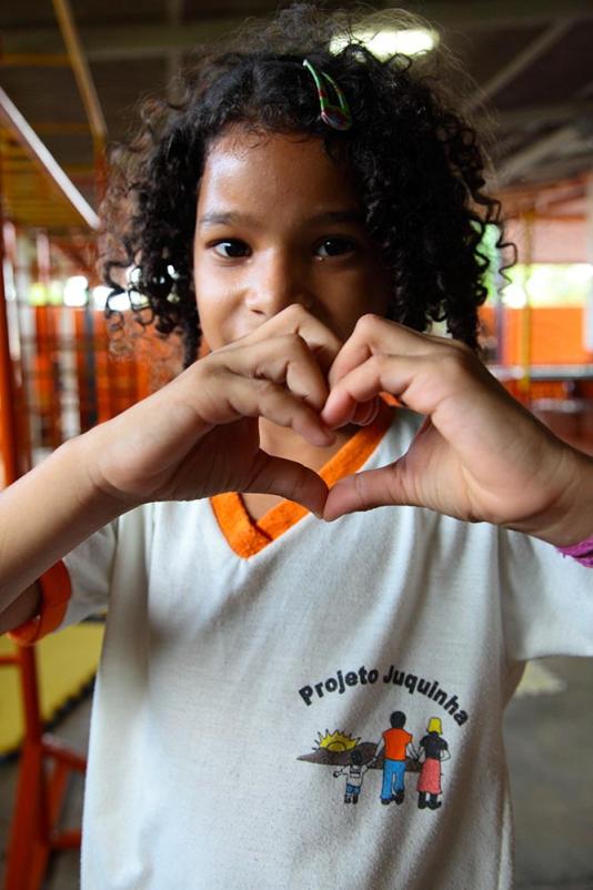 Projeto Juquinha A Associação José Pereira de Farias Projeto Juquinha atende crianças e adolescentes portadores de necessidades especiais desde o ano de 2003.