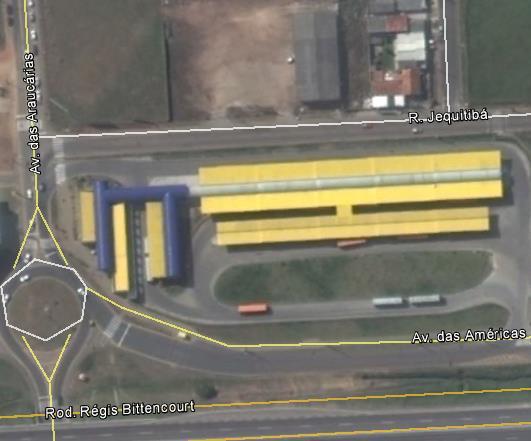 Antes da construção deste terminal, os usuários do transporte público utilizavam o antigo terminal, que está localizado a poucos metros do novo terminal.