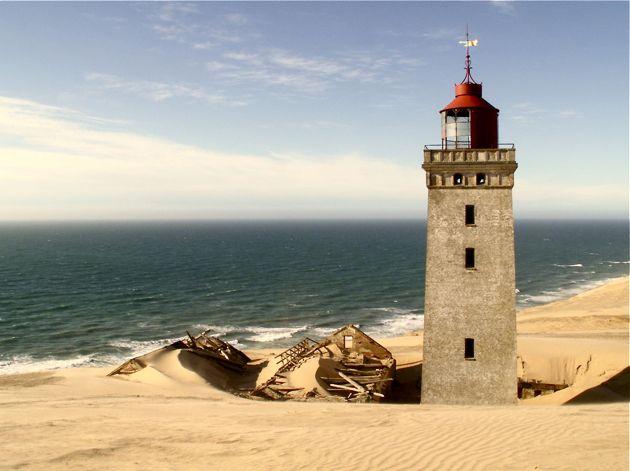 Ele descobre um farol Português