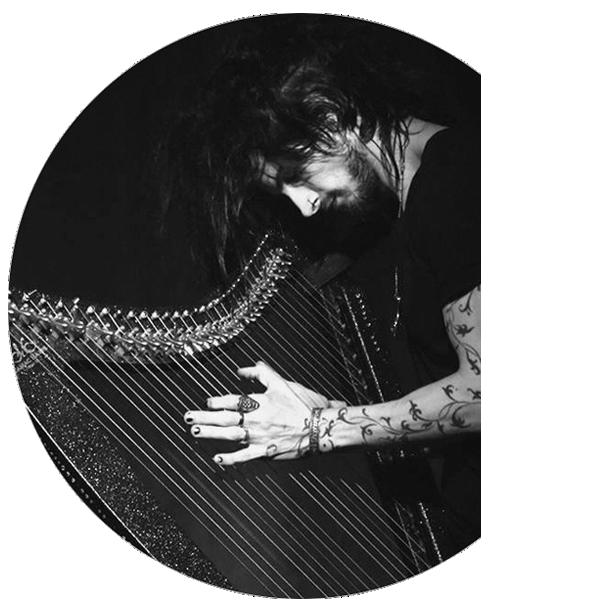 Argentina Athy Argentina Athy Athy é um compositor argentino e toca harpa elétrica. Sua música é uma música de caráter visual na harpa, atonal, romântico dark e impressionista.