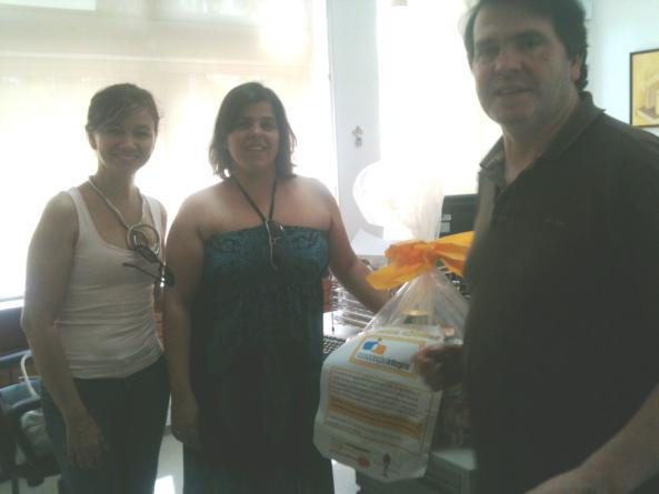 NOTÍCIAS Agrupamento de Escolas Eugénio de Castro colabora com Serviço de Alimentação Solidária Alunos da E.B.
