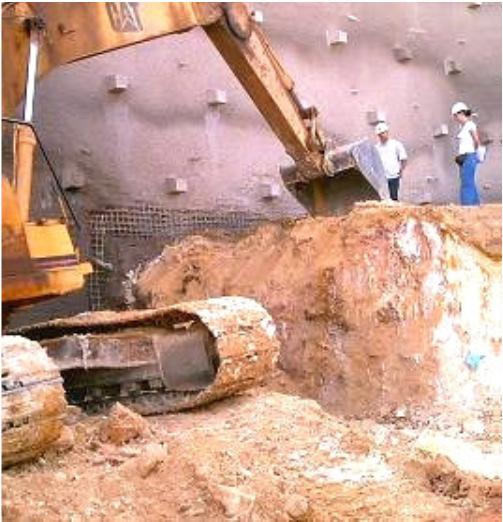 Escavação e perfuração