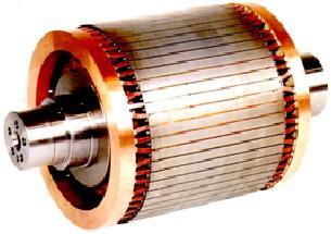9.3.3. Rotor Os condutores de cobre engastados nas ranhuras existentes em seu núcleo, um cilindro de aço laminado, são curto-circuitados por anéis condutores em ambas extremidades.