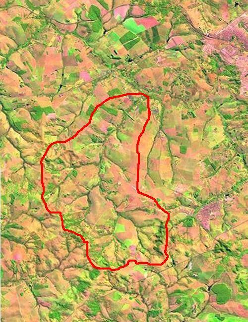 Bauru rio Batalha B. H. Água da Faca Piratininga rio Tietê (médio curso) FIGURA 1: Localização da Área de Estudo (Bacia Hidrográfica da Água da Faca, Piratininga, SP).