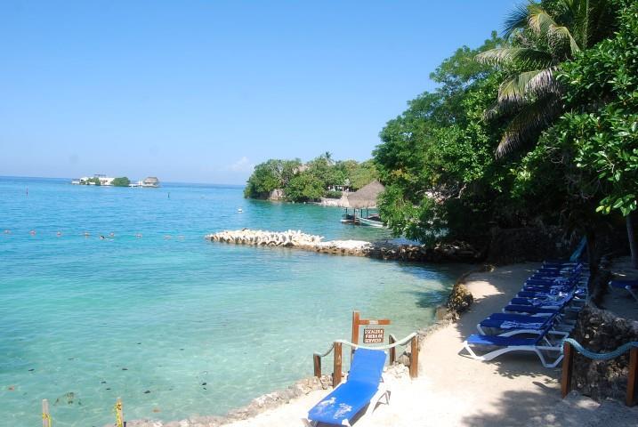 Dia 6 Cartagena / Ilhas del Rosário Dia dedicado a descobrir os belíssimos cenários das Islas del Rosário, um arquipélago com