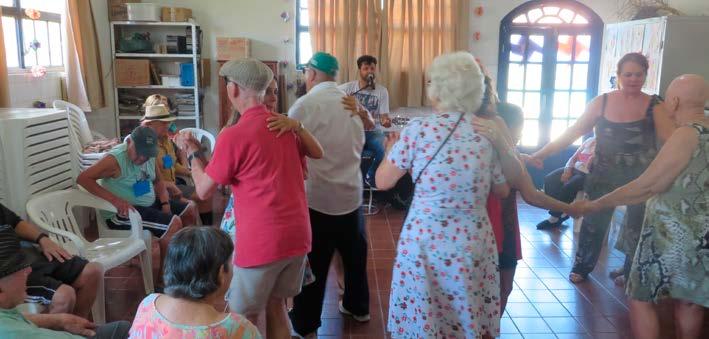 Espaço Saúde [ Qualidade de Vida ] Contemplando 70 idosos, o Projeto Espaço Saúde, que atende o Abrigo à Velhice Desamparada Auta Loureiro Machado (Avedalma), tem como objetivo melhorar as condições
