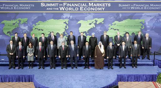G 20: Desenvolvidos e Emergentes O G20 (Grupo dos 20) é um grupo constituído por ministros da economia e presidentes de bancos centrais dos 19 países de economias mais desenvolvidas do mundo, mais a