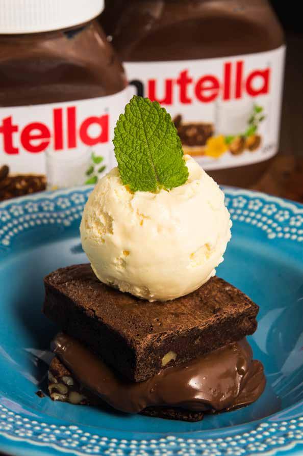 SOBREMESAS BEBIDAS CREME MASCARPONE COM CALDA R$21,00 DE FRUTAS VERMELHAS BROWNIE COM SORVETE DE CREME R$24,90 E CHOCOLATE NUTELLA TAÇA DE SORVETE 1 bola R$10,00 MERENGUE ITALIANO COM FRUTAS R$25,90