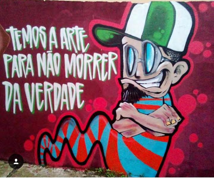 a sua intenção é compreendida pelas pessoas que transitam pela rua, para o entrevistado rola o pré-conceito mas também rola como eu já vi acontecer, da pessoa se sensibilizar da intervenção,