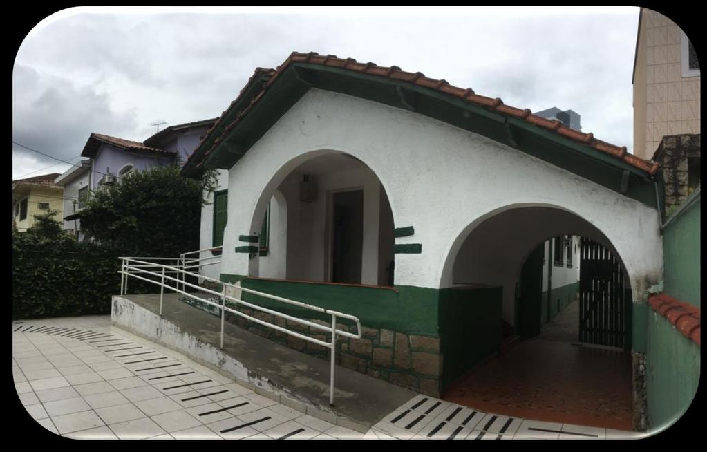A Residência Inclusiva 30 de Julho foi implantada no Município de Santos em fevereiro de 2014, em parceria entre a Prefeitura Municipal de Santos através da Secretaria de Assistência Social e o CEB