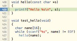 Cadeias na memória Observemos a pilha, à entrada da função hello: A variável s (a amarelo) na frame da função hello, contém o endereço da variável name (a verde) na