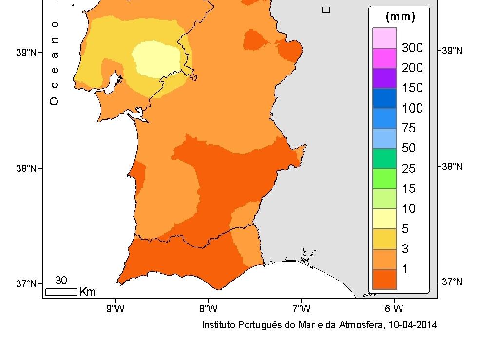 1 Previsão mensal para Portugal Continental 3 Período de 14/04 a 11/05 de 2014: Na precipitação total semanal prevêem-se valores abaixo do normal, para a região sul, na semana de 14/04 a 20/04 e para