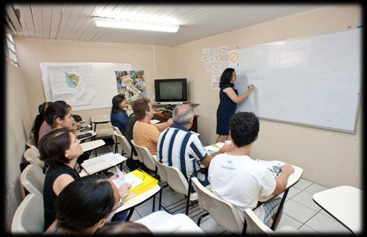 932 Substitutos/ Visitantes 39 61 0 58 158 Ensino Básico e Tecnológico 13 25 14 10 62 Total 2.