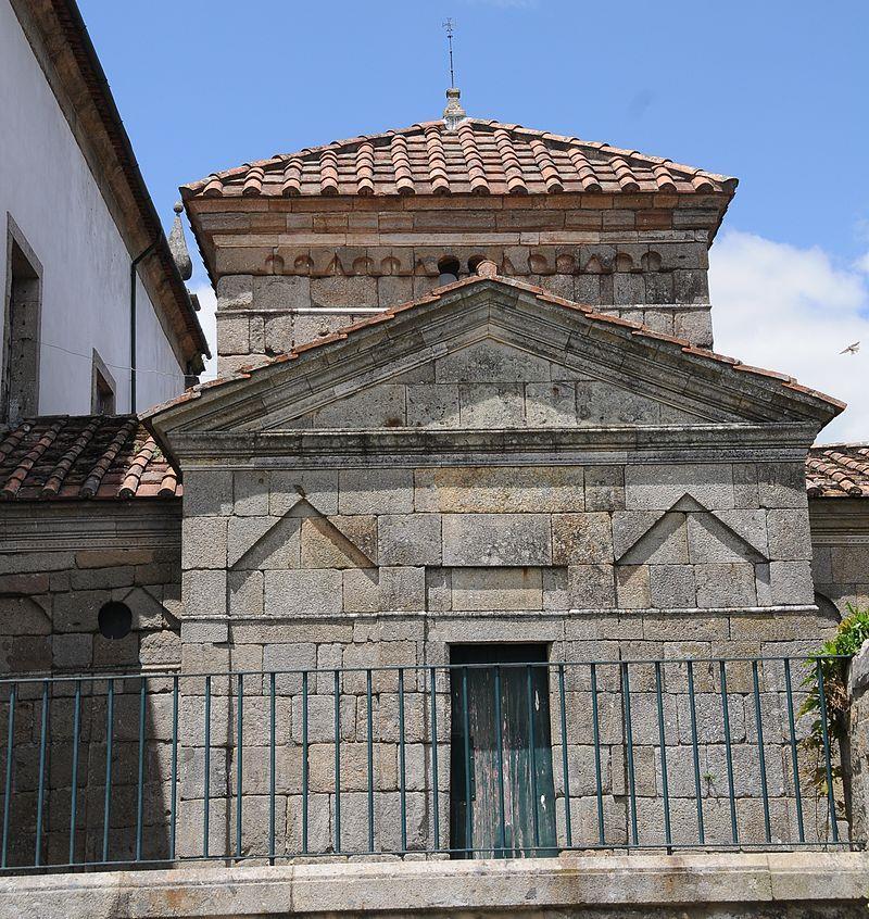 Arquitetura Visigoda Exemplares sobreviventes da arquitetura visigótica: igreja de San Cugat del